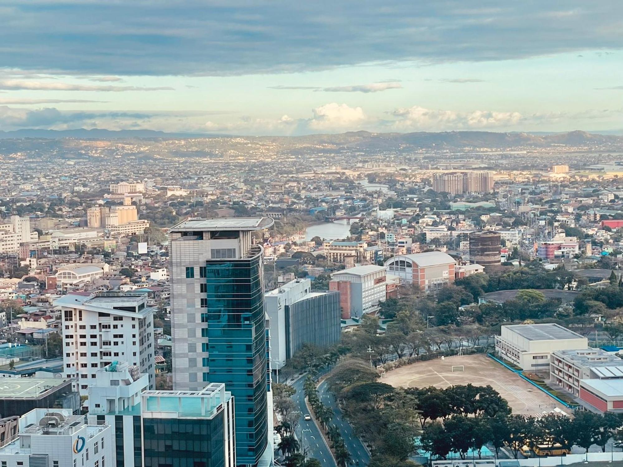 Uptown Parksuites Bgc Taguig Zewnętrze zdjęcie
